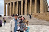 Giresunsporlu Perez, ailesiyle birlikte Anıtkabir'i ziyaret etti
