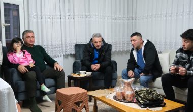 Giresunspor’dan, 6 Şubat depreminde hayatını kaybeden futbolcu Bolat’ın ailesine ziyaret