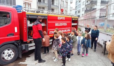 Espiye'de okullarda yangın ve bina tahliye tatbikatı yapıldı