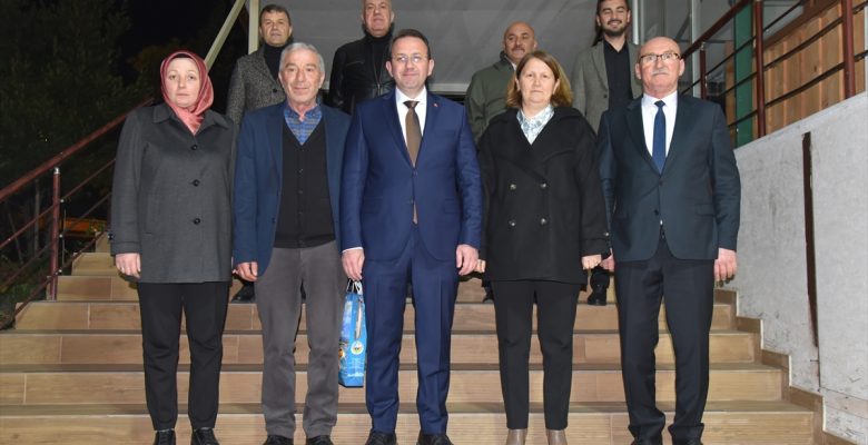 Görele Belediye Başkanı Süleymanoğlu, meclis üyeleriyle bir araya geldi